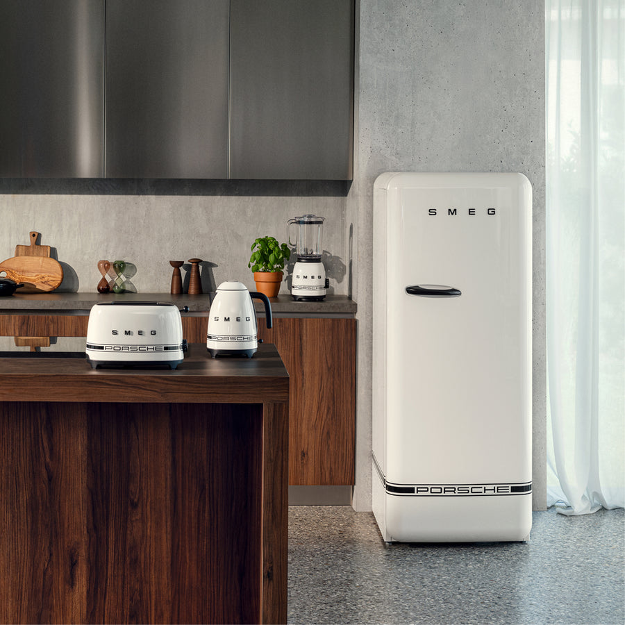Porsche Design x Smeg – Grille-pain édition limitée